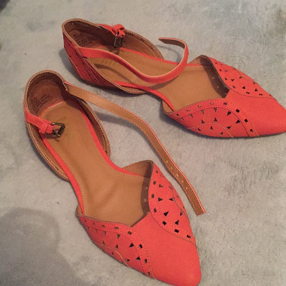 Sexy Sling Backs - Picture 3 of 5